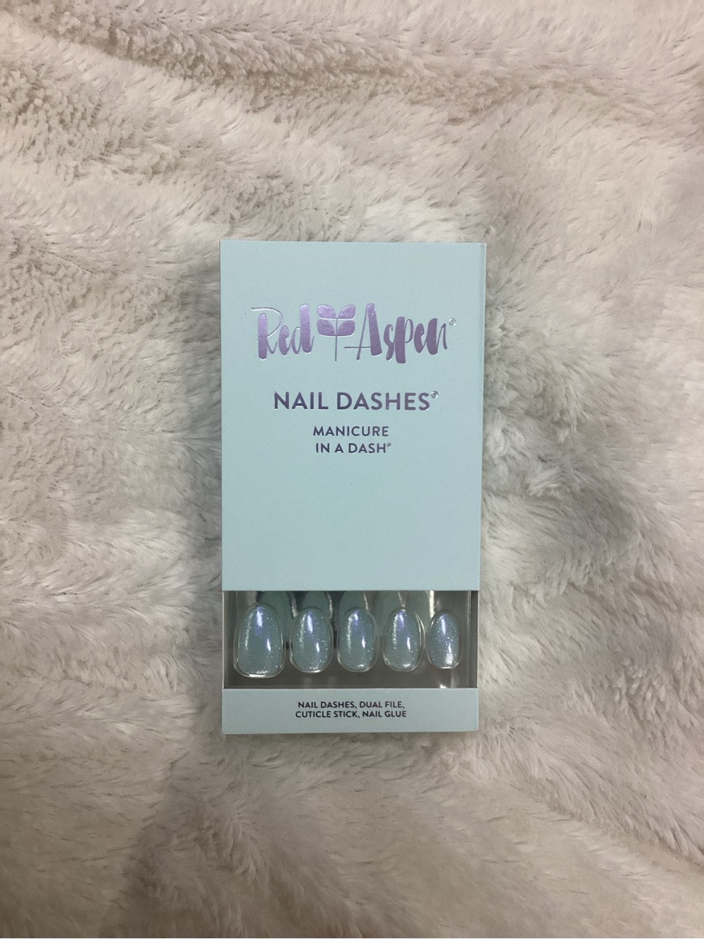 Red Aspen Nail Dashes Iridescent Press-On Nails - Shimmer White
